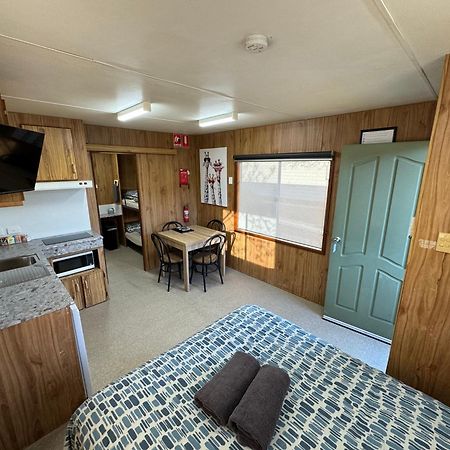 Acacia Caravan Park & Holiday Units อารารัต ภายนอก รูปภาพ